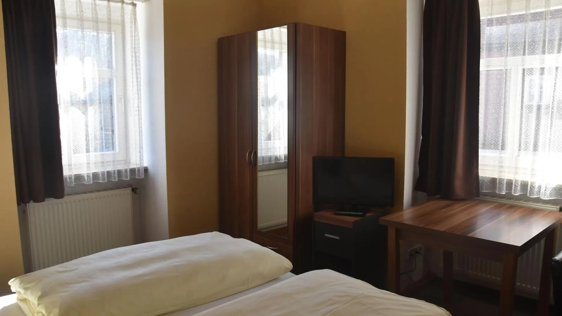 Scheffel - Gasthof Goessweinstein Guest house
